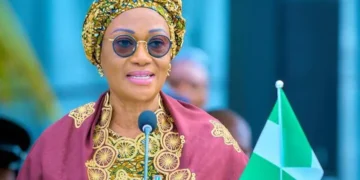 The Shocking Power Struggle: Remi Tinubu’s Graceful Reply to Overzealous Politicians