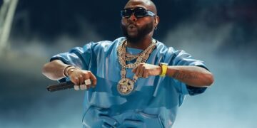 “Face Me I Face You”: Davido Sparks Debate With Humble Beginnings Claim in New Album