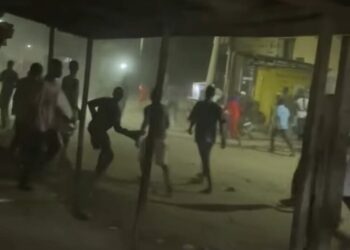 Chaos in Kano: Football Fans Clash After Arsenal’s UCL Victory Over Real Madrid