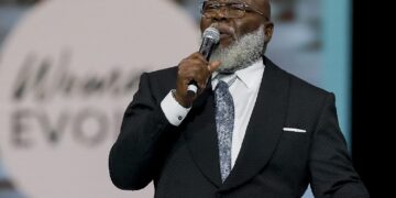 T.D. Jakes Appoints Daughter and Son-in-Law As New Senior Pastors of the Potter’s House