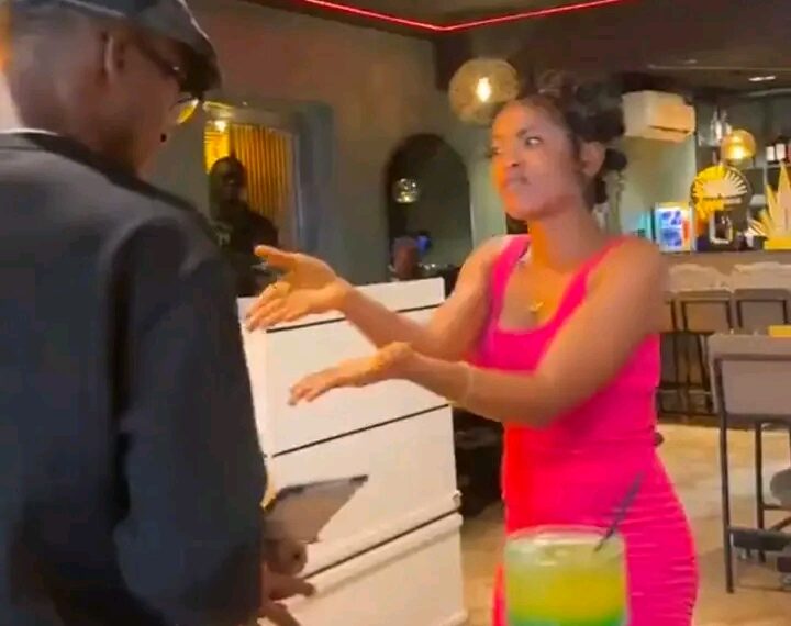 Why Man Refused to Pay Bill After Meeting a Lady at a Restaurant